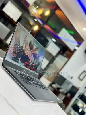 Laptop Dell Precision 5530 16GB Intel Core i7 SSD 256GB