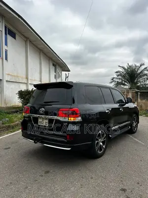 Toyota Land Cruiser 4.5 V8 GXR 2015 Black