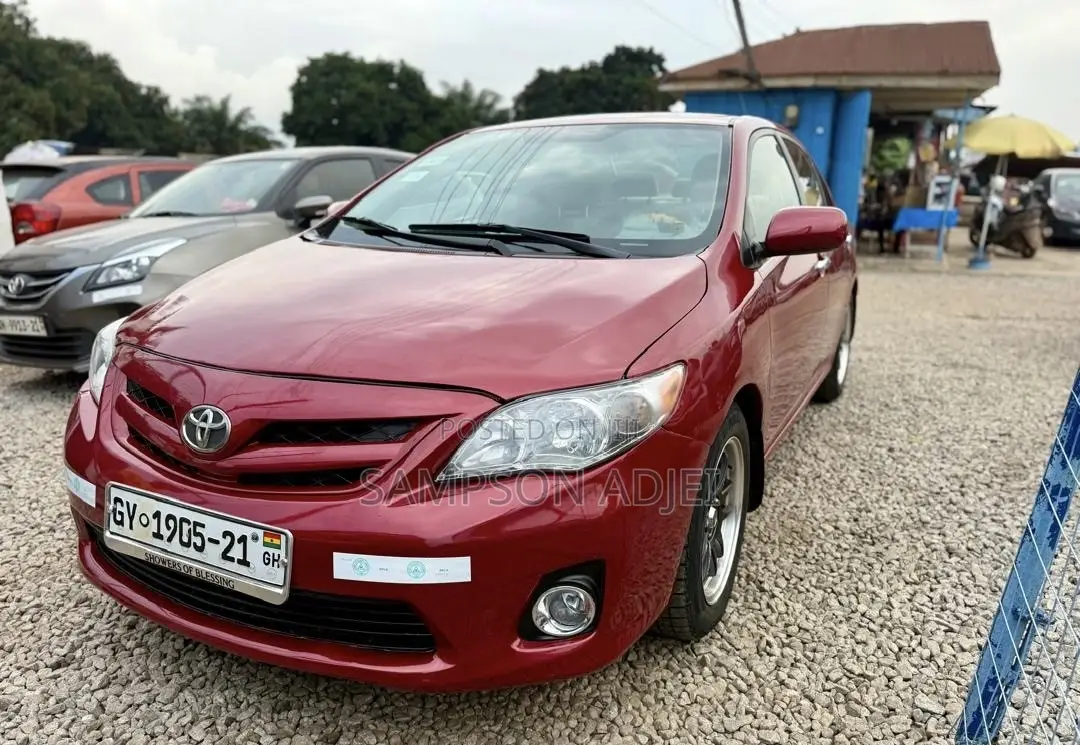 Toyota Corolla 2012 Red