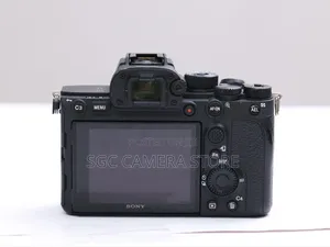 Sony A7R IV // Excellent Condition// 8 Months Warranty