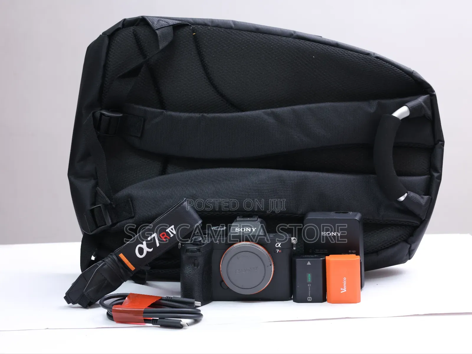 Sony A7R IV // Excellent Condition// 8 Months Warranty