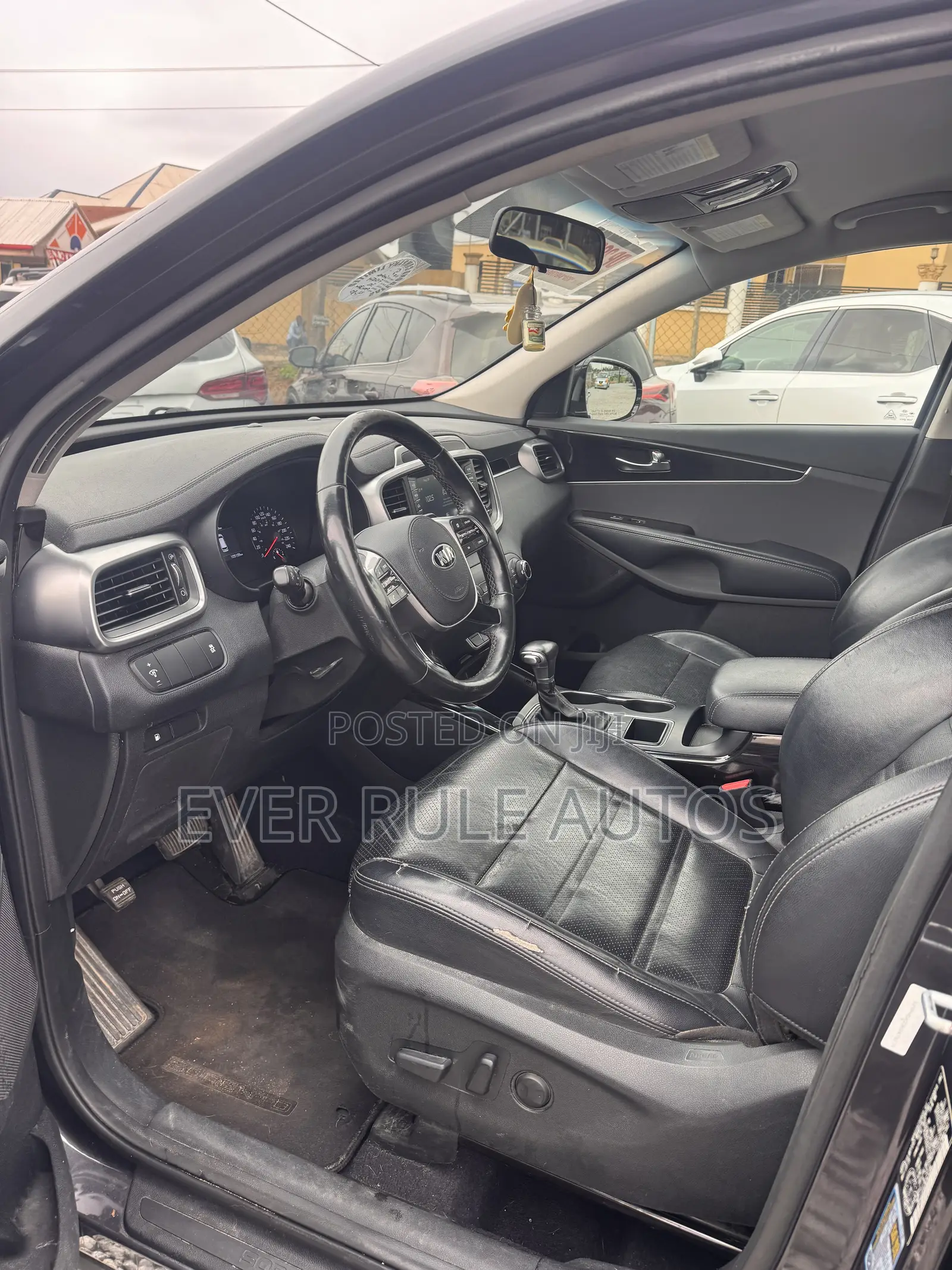 Kia Sorento 2.4L LX AWD 2019 Black