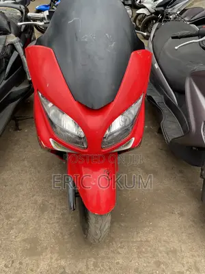 Honda Forza 2018 Red