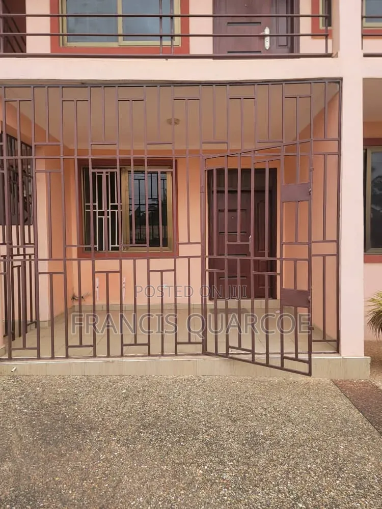 2bdrm Apartment in Ashongman Estates, Pillar 2 for rent