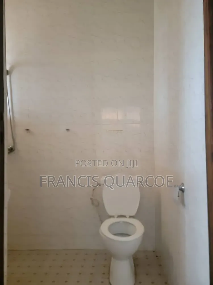 2bdrm Apartment in Ashongman Estates, Pillar 2 for rent