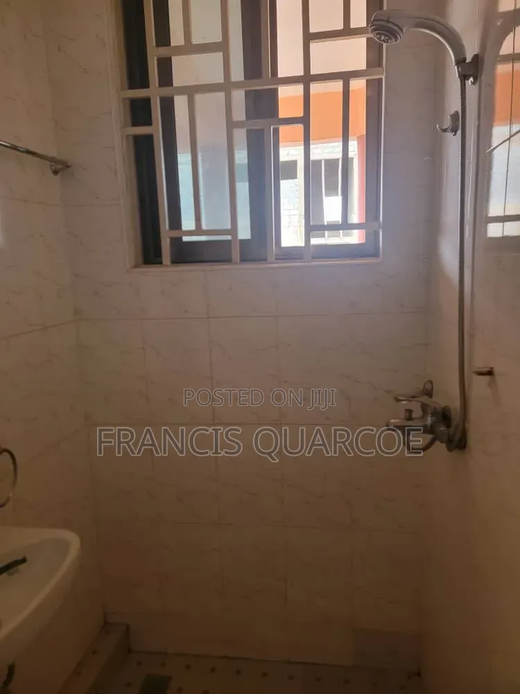 2bdrm Apartment in Ashongman Estates, Pillar 2 for rent