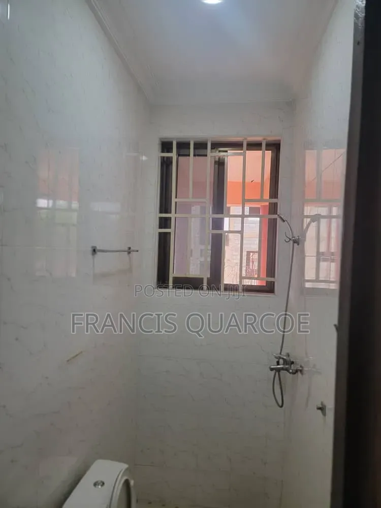 2bdrm Apartment in Ashongman Estates, Pillar 2 for rent
