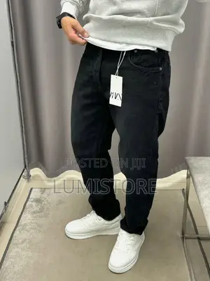 Zara Slim Tapered Jeans