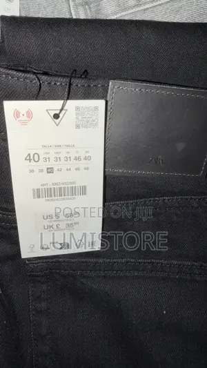 Zara Slim Tapered Jeans