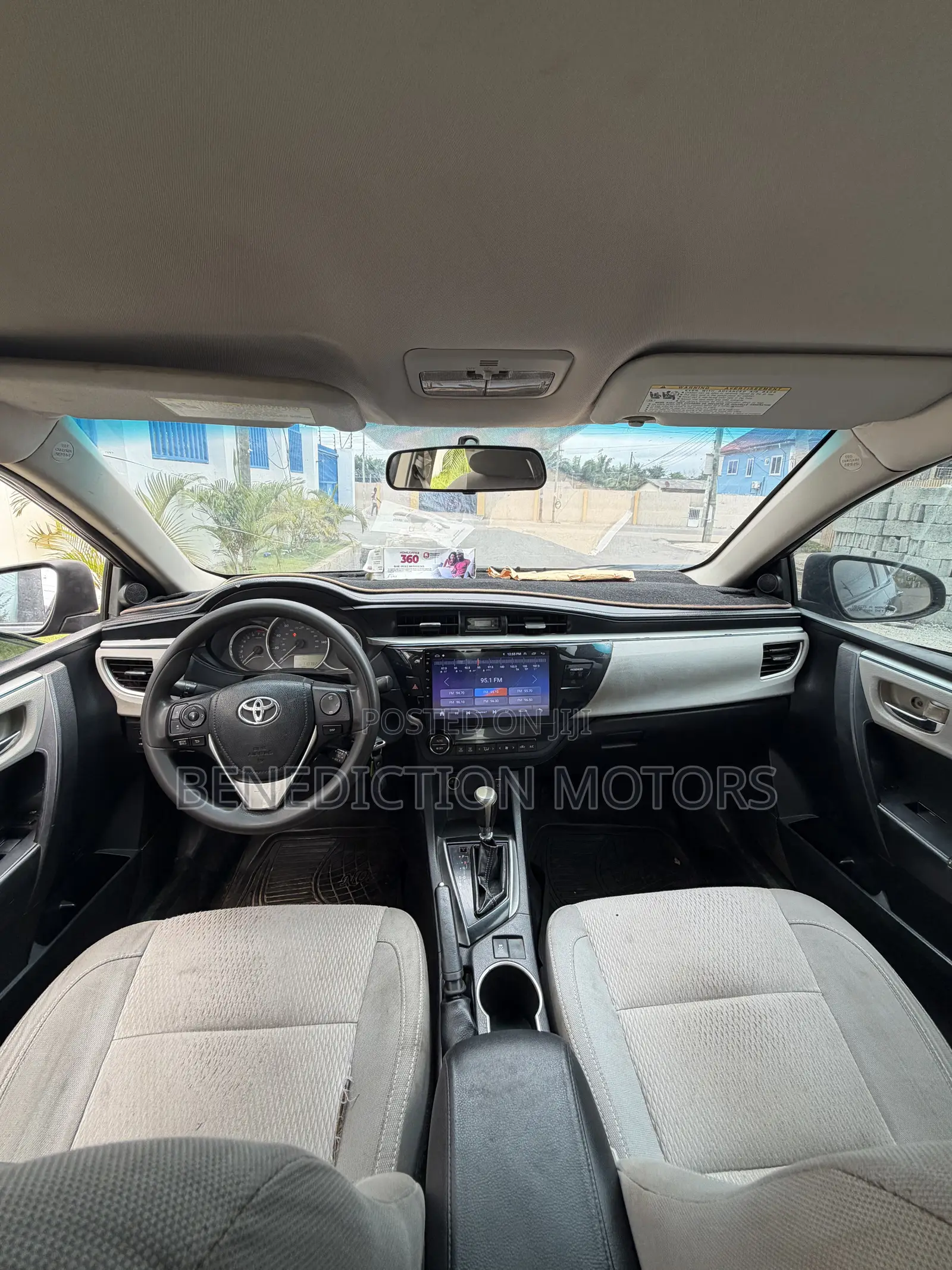 Toyota Corolla LE Eco 4dr Sedan (1.8L 4cyl CVT) 2016 Gray