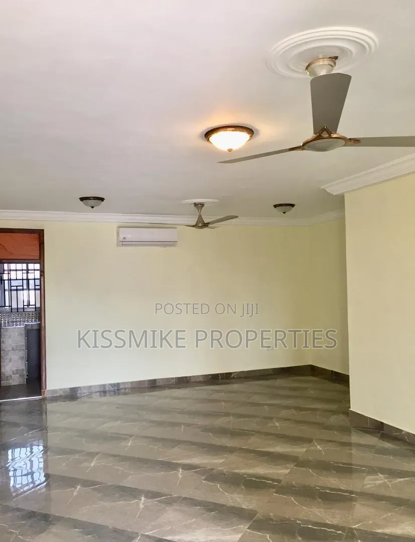 2bdrm Apartment in Kismike Investment, Accra Metropolitan for rent