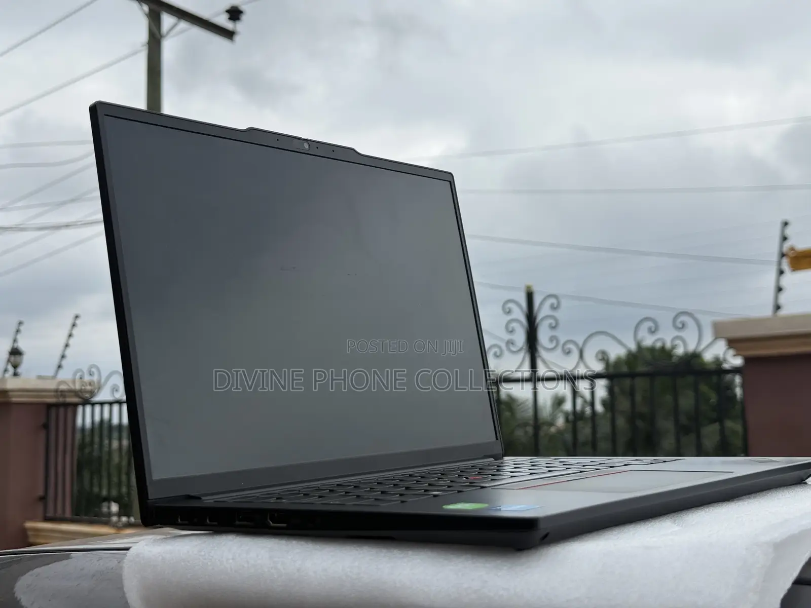 Laptop Lenovo ThinkPad E14 Gen 5 16GB Intel Core i3 SSD 512GB
