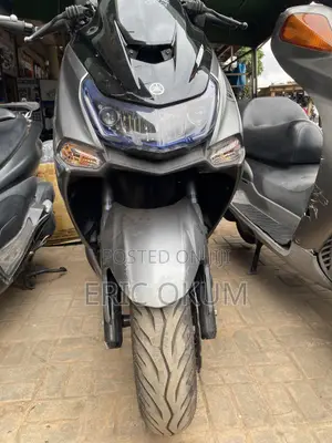 Yamaha Majesty 2020