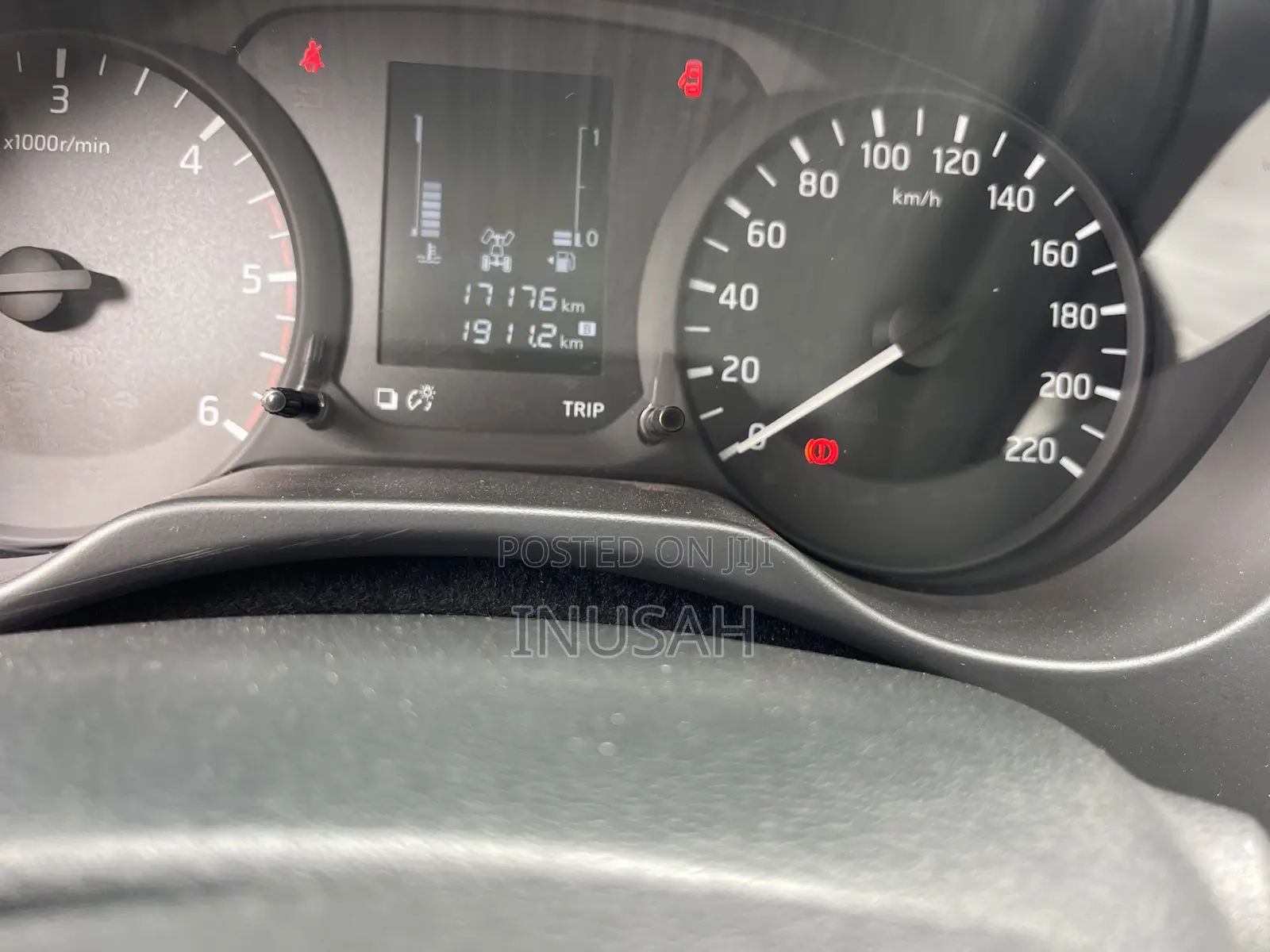 Nissan Navara 2023 White