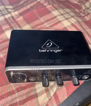 Behringer U-Phoria UMC22