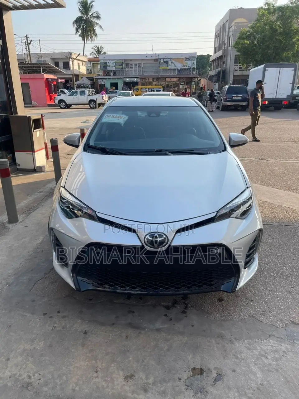 Toyota Corolla SE 4dr Sedan (1.8L 4cyl CVT) 2017 Silver