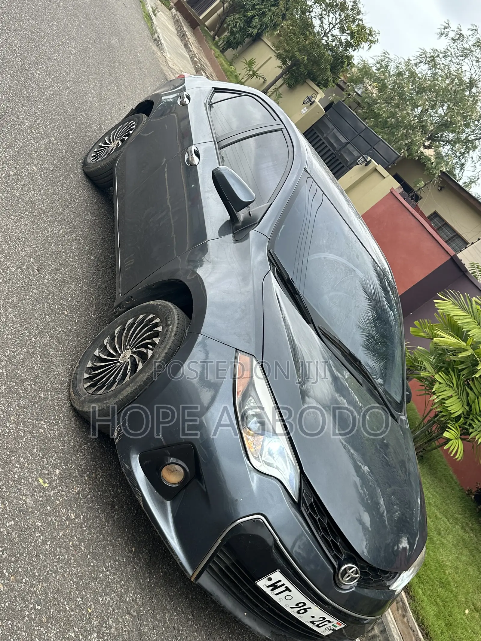 Toyota Corolla LE Eco 4dr Sedan (1.8L 4cyl CVT) 2016 Gray