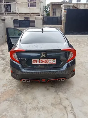 Honda Civic EX 4dr Hatchback (1.5L 4cyl) 2017 Black