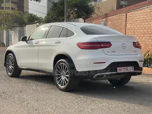 Mercedes-Benz GLC-Class 2019 White