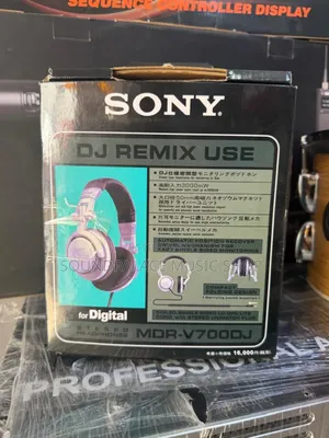 Sony MDR-V700DJ Dynamic Over-the-Ear DJ Headphones