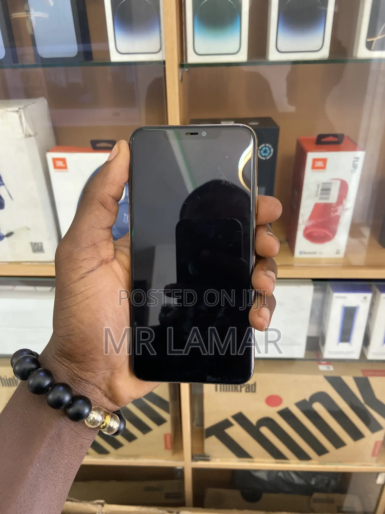Apple iPhone 11 Pro Max 64 GB Yellow