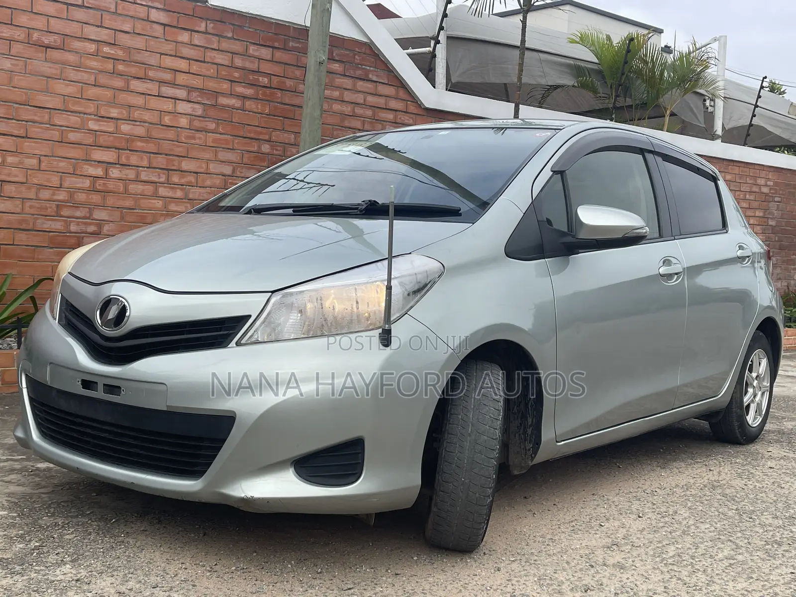 Toyota Vitz 2014 Gray