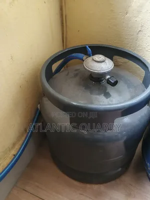Gas Cylinder With Gas