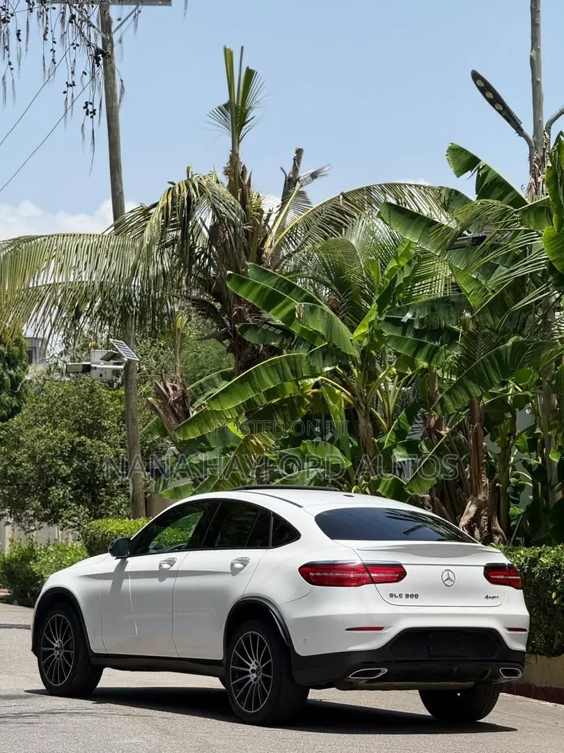 Mercedes-Benz GLC-Class 2019 White
