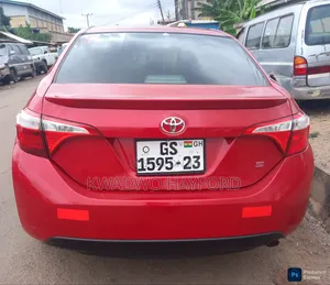Toyota Corolla 2018 Red