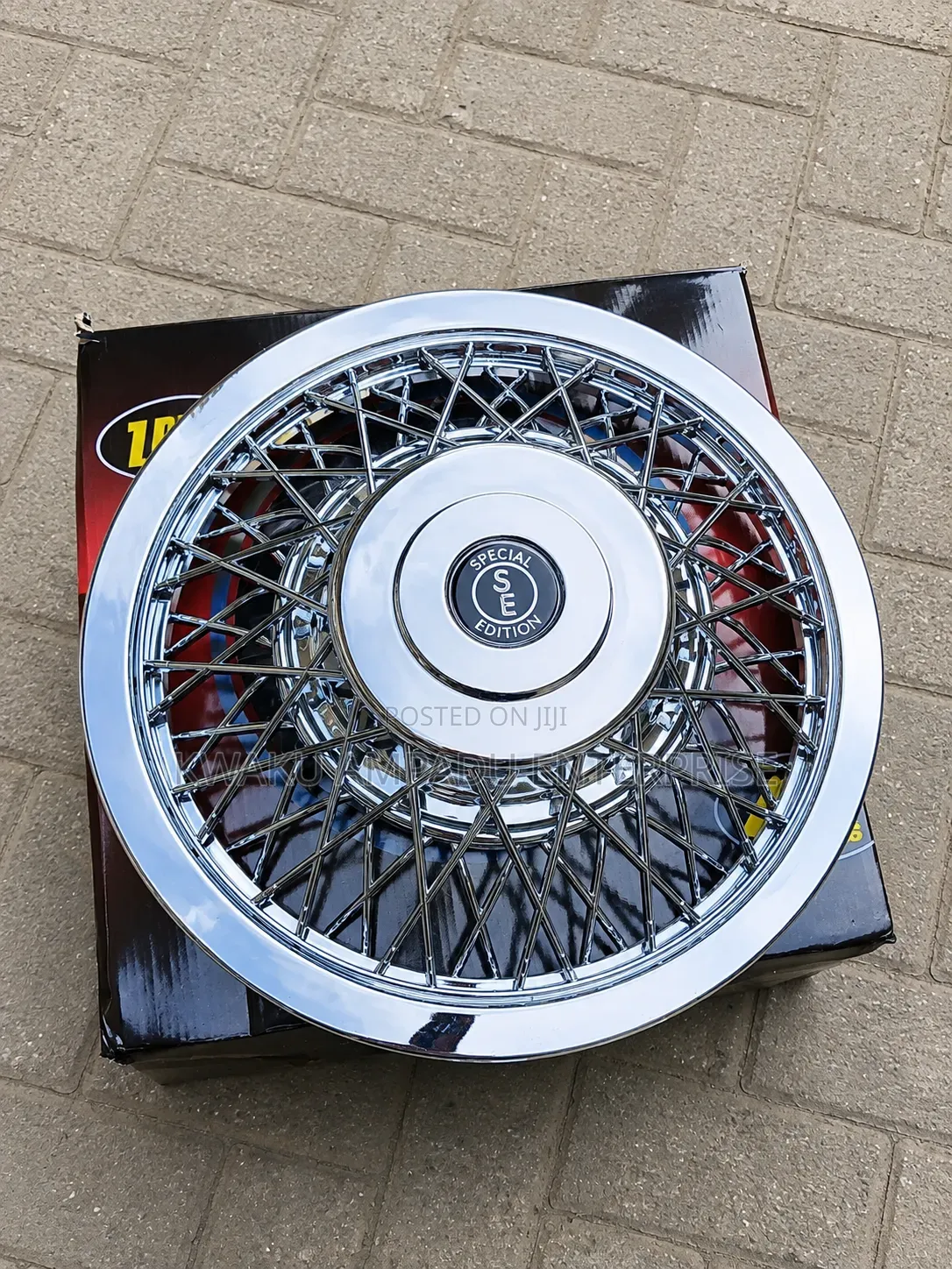 Luxury Chrome Wire Spoke Wheel Cover – Special Edition
14", 15"
