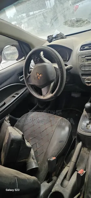 Mitsubishi Mirage 2016 Silver