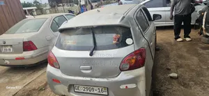 Mitsubishi Mirage 2016 Silver