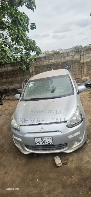 Mitsubishi Mirage 2016 Silver