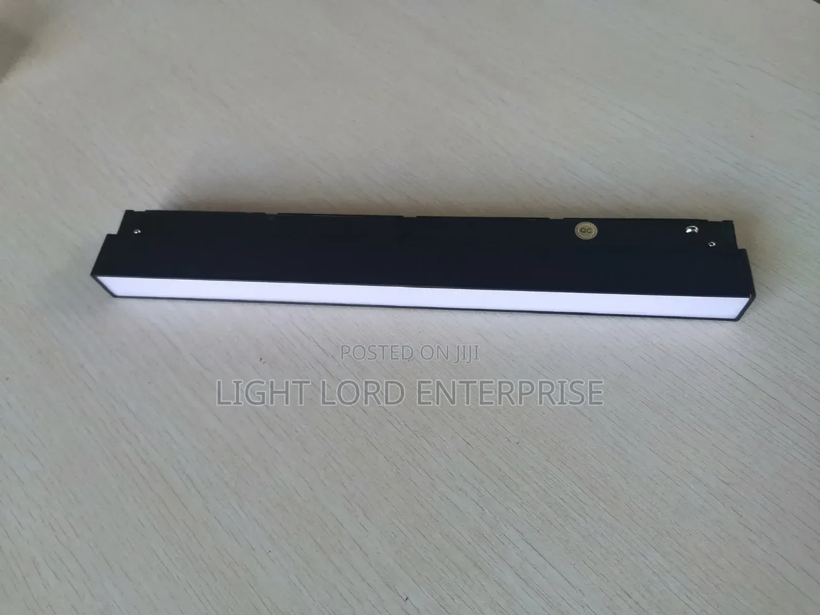 Lumina 48V Magnetic Flood Track Light 24V