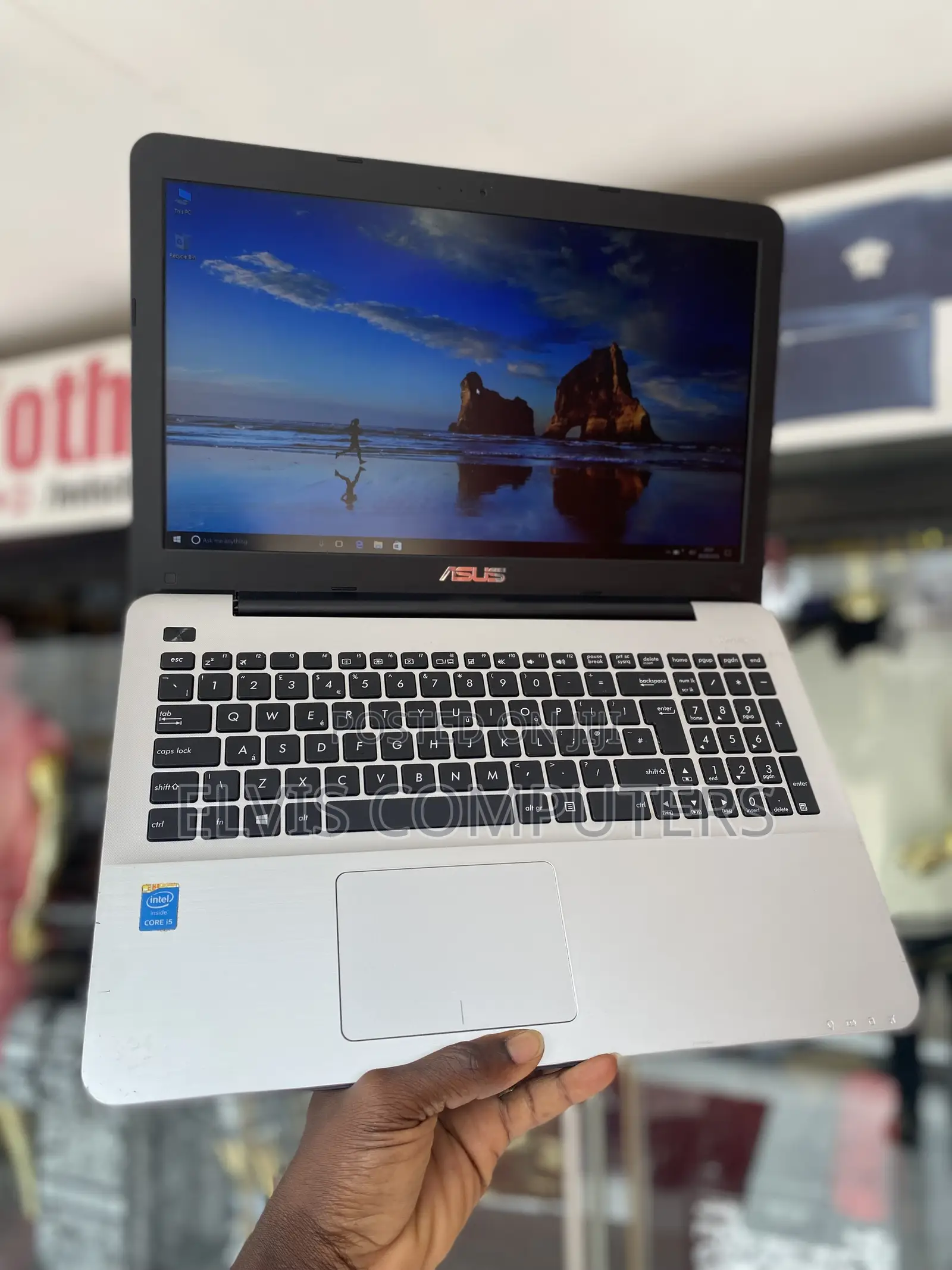 Laptop Asus X555LJ 8GB Intel Core i5 HDD 500GB