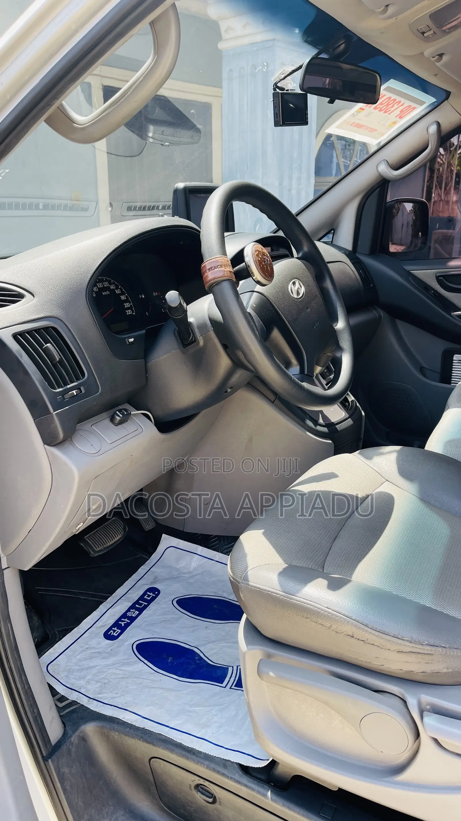 Hyundai Starex 2015 Silver