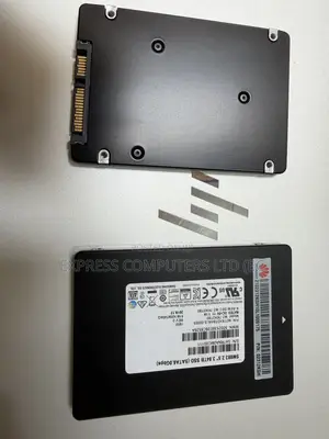SAMSUNG 3.84TB Ultra-High Capacity SATA SSD,built for High Data Center