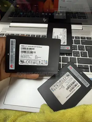 SAMSUNG 3.84TB Ultra-High Capacity SATA SSD,built for High Data Center