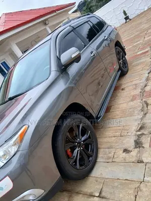 Toyota Highlander 3.5L 4WD 2013 Gray