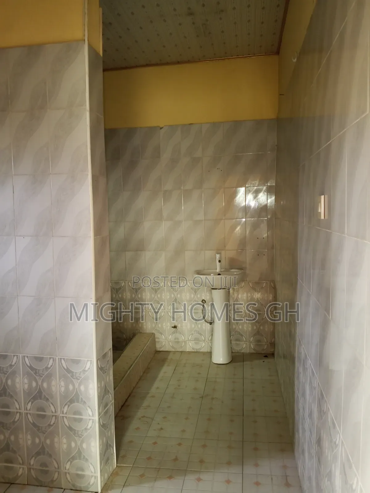 Studio Apartment in Mighty Homes, Kasoa for rent