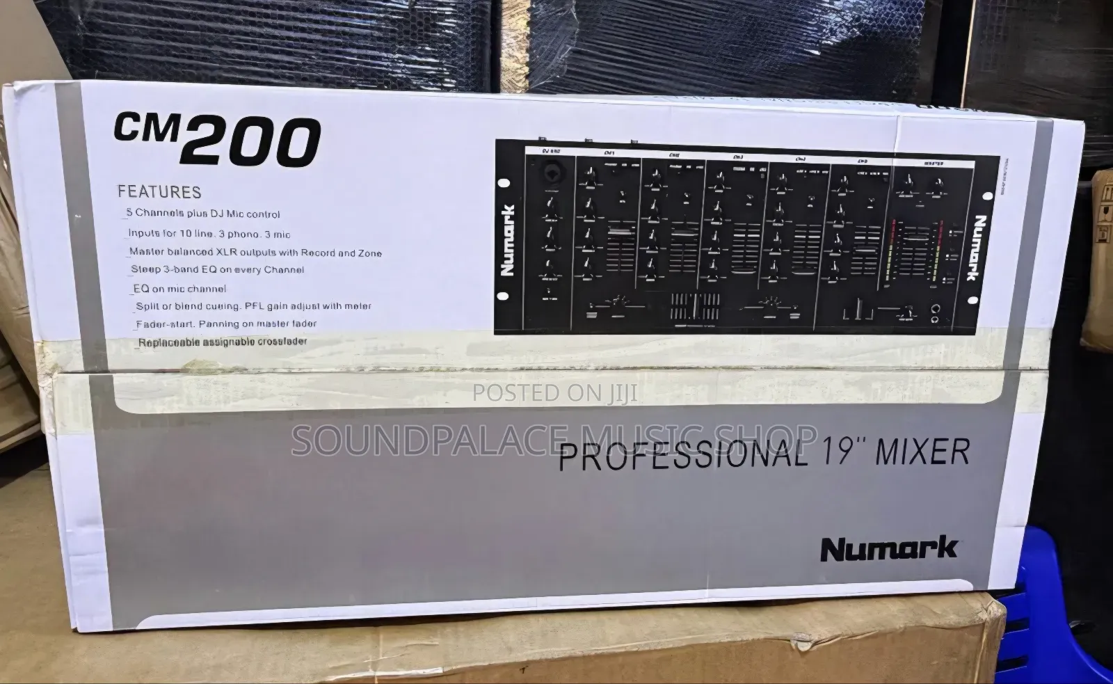 Numark CM200 Professional 19" DJ Mixer