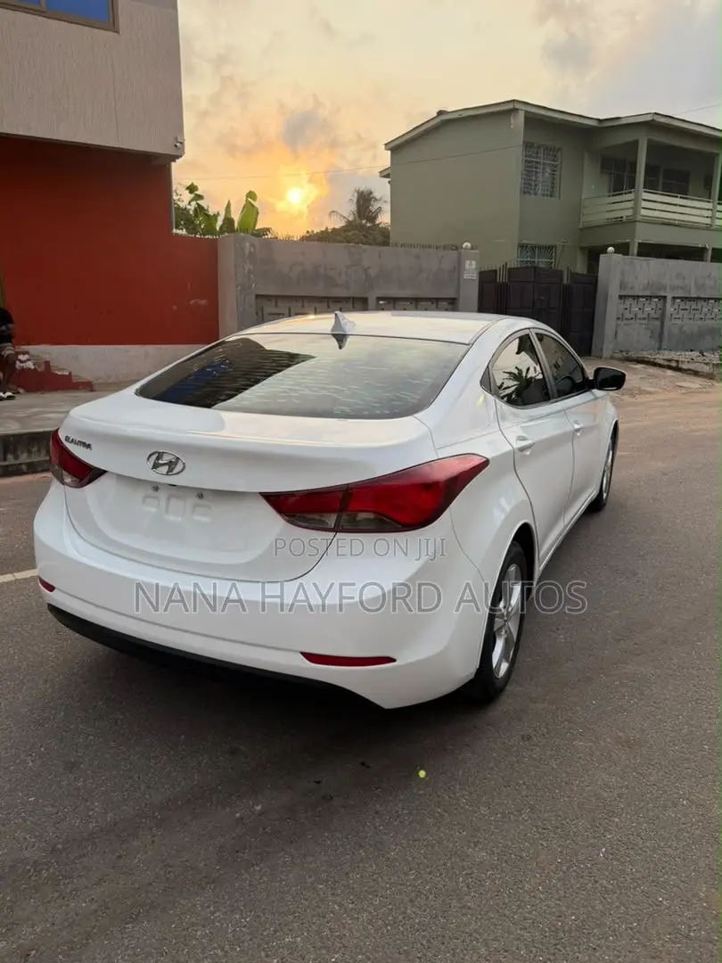 Hyundai Elantra 2016 White