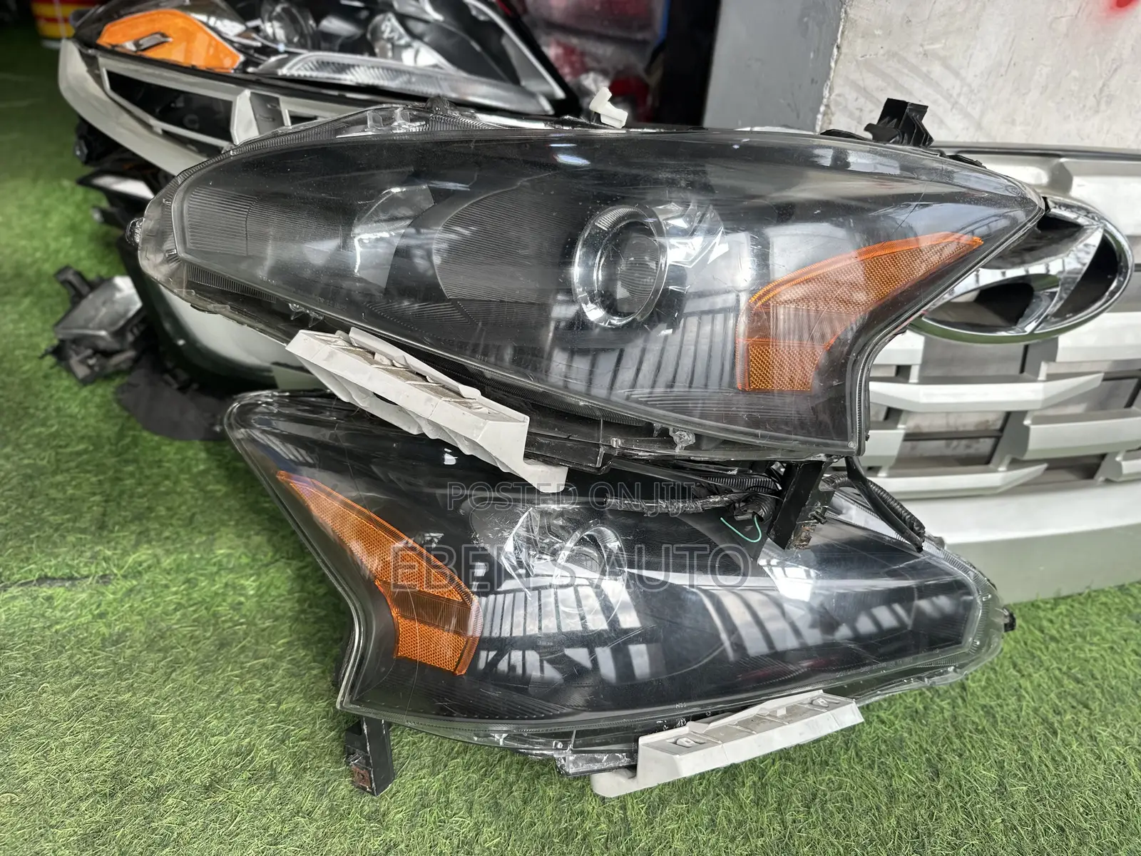 Headlights for Altima 2013-2015 Model