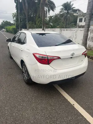 Toyota Corolla 2015 White
