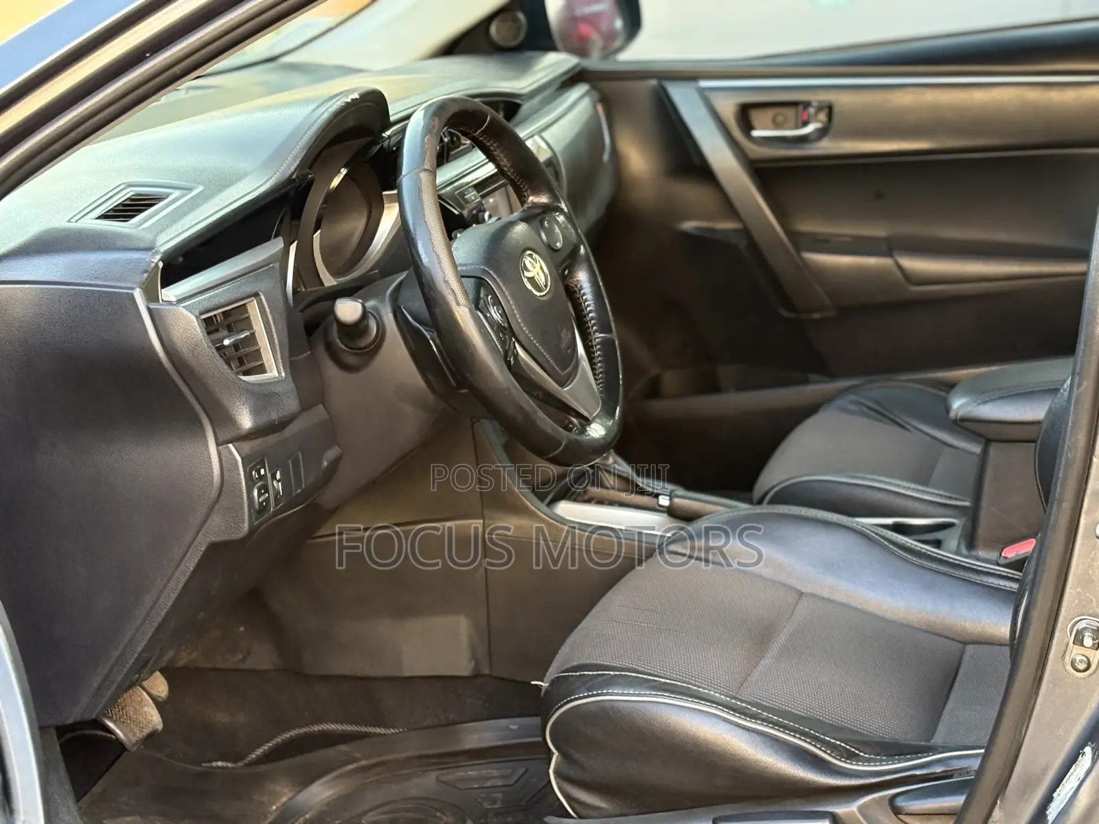 Toyota Corolla S 4dr Sedan (1.8L 4cyl CVT) 2016 Gray