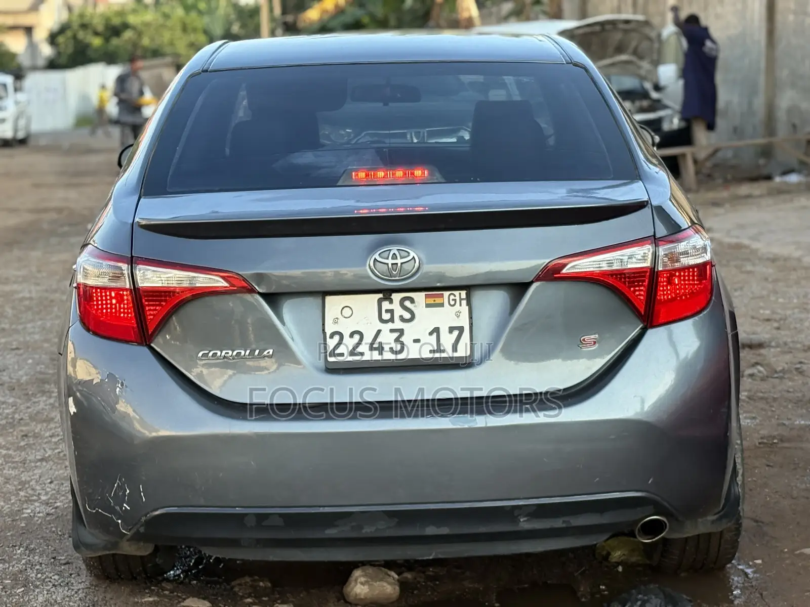 Toyota Corolla S 4dr Sedan (1.8L 4cyl CVT) 2016 Gray