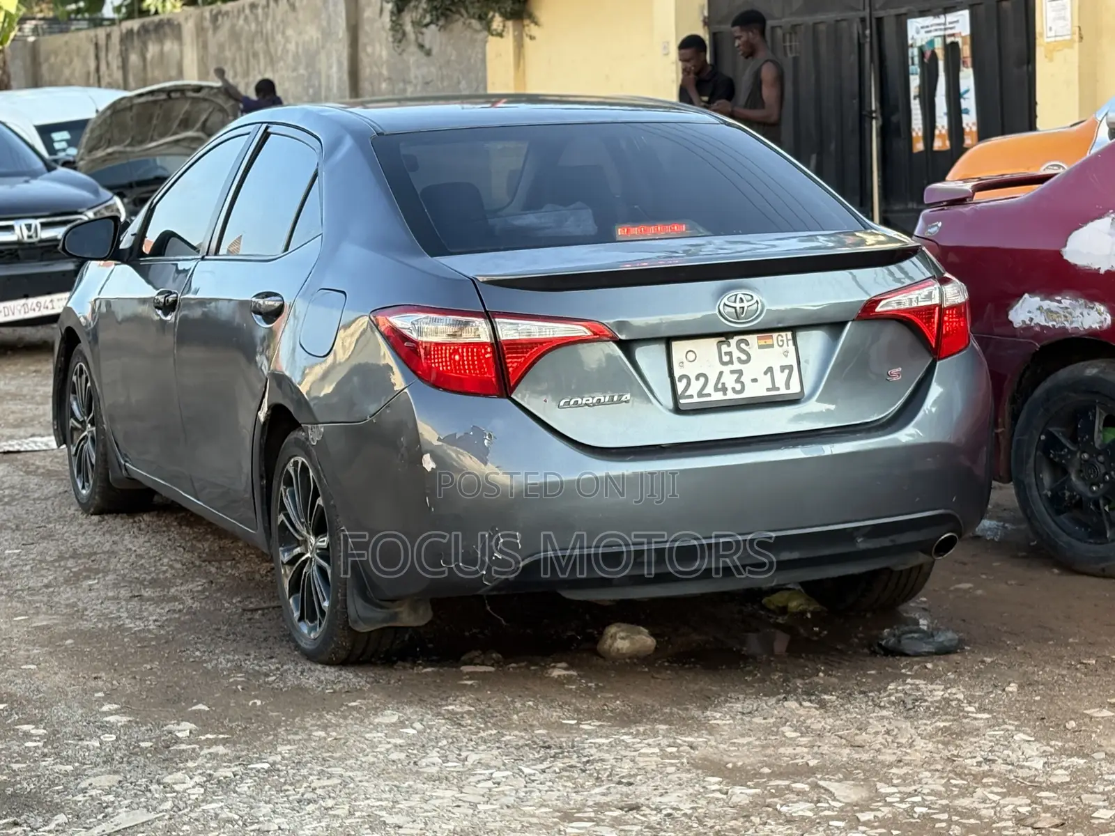 Toyota Corolla S 4dr Sedan (1.8L 4cyl CVT) 2016 Gray