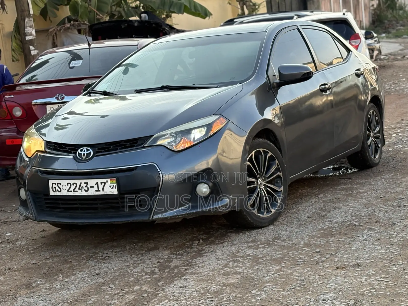 Toyota Corolla S 4dr Sedan (1.8L 4cyl CVT) 2016 Gray