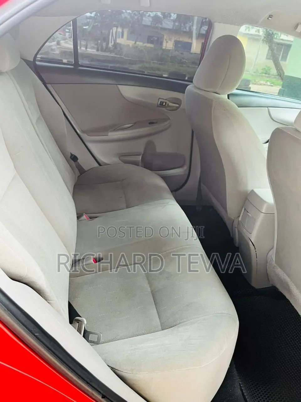 Toyota Corolla LE 4dr Sedan (1.8L 4cyl 4A) 2013 Red