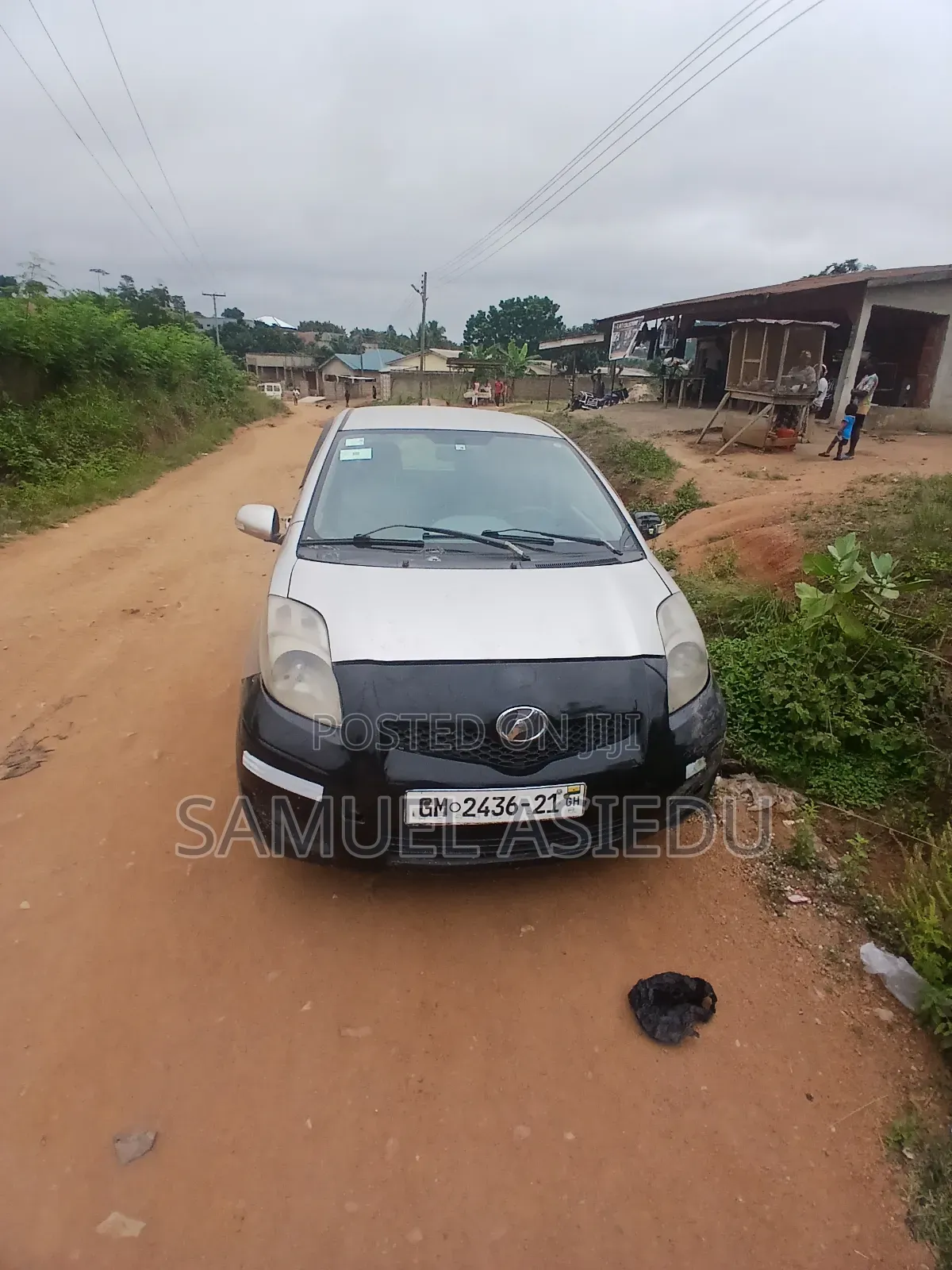 Toyota Vitz 1.3 AWD 5dr 2010 Silver